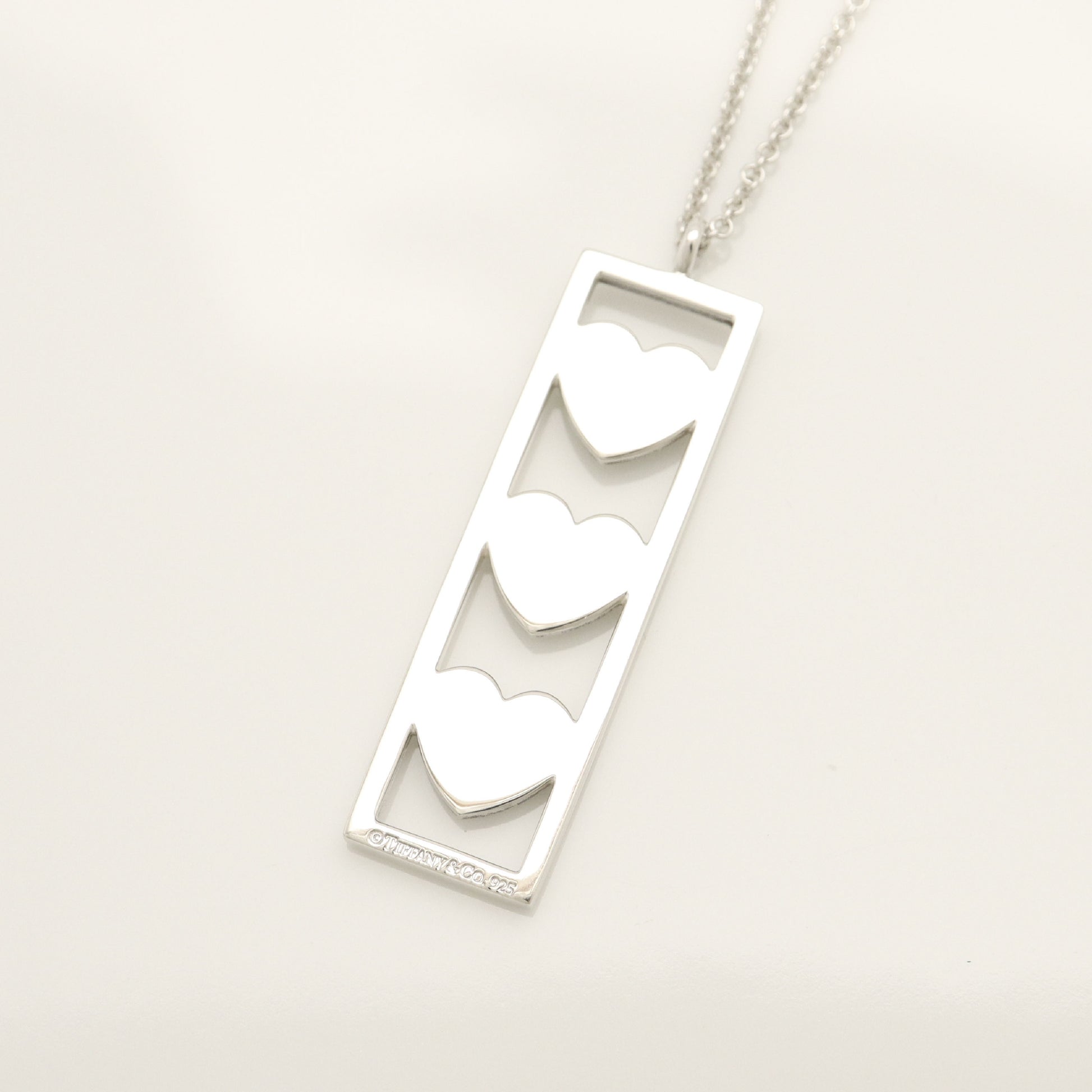 Tiffany&Co. Tiffany&Co. Tiffany&Co. Triple Heart Plate Necklace Pendant Silver925 SV925 Weight 9.26g Necklace