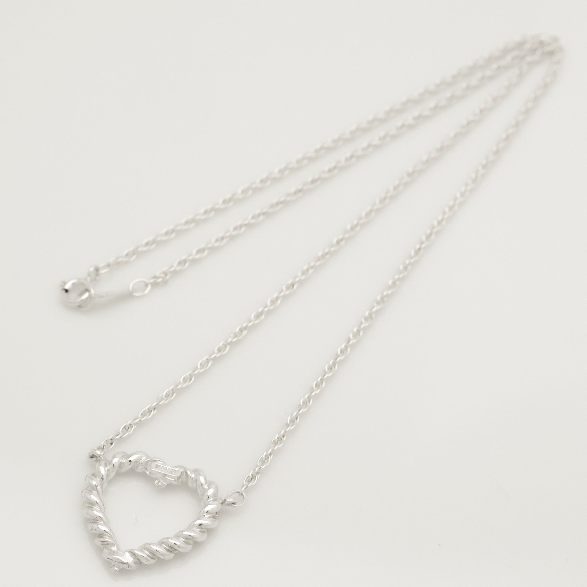 Tiffany&Co. Tiffany&Co. TIFFANY&Co. Twisted Heart Necklace Silver 925 SV925 Weight 7.00g Necklace