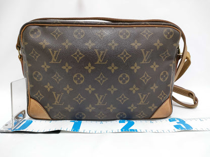LOUIS VUITTON Monogram Trocadero 28 M51274 Shoulder Bag