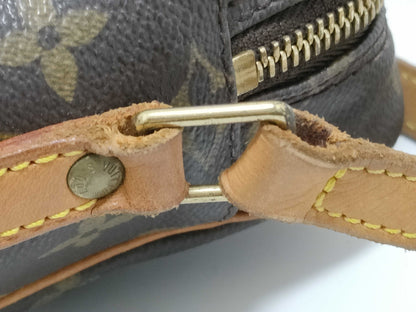 LOUIS VUITTON Monogram Trocadero 28 M51274 Shoulder Bag