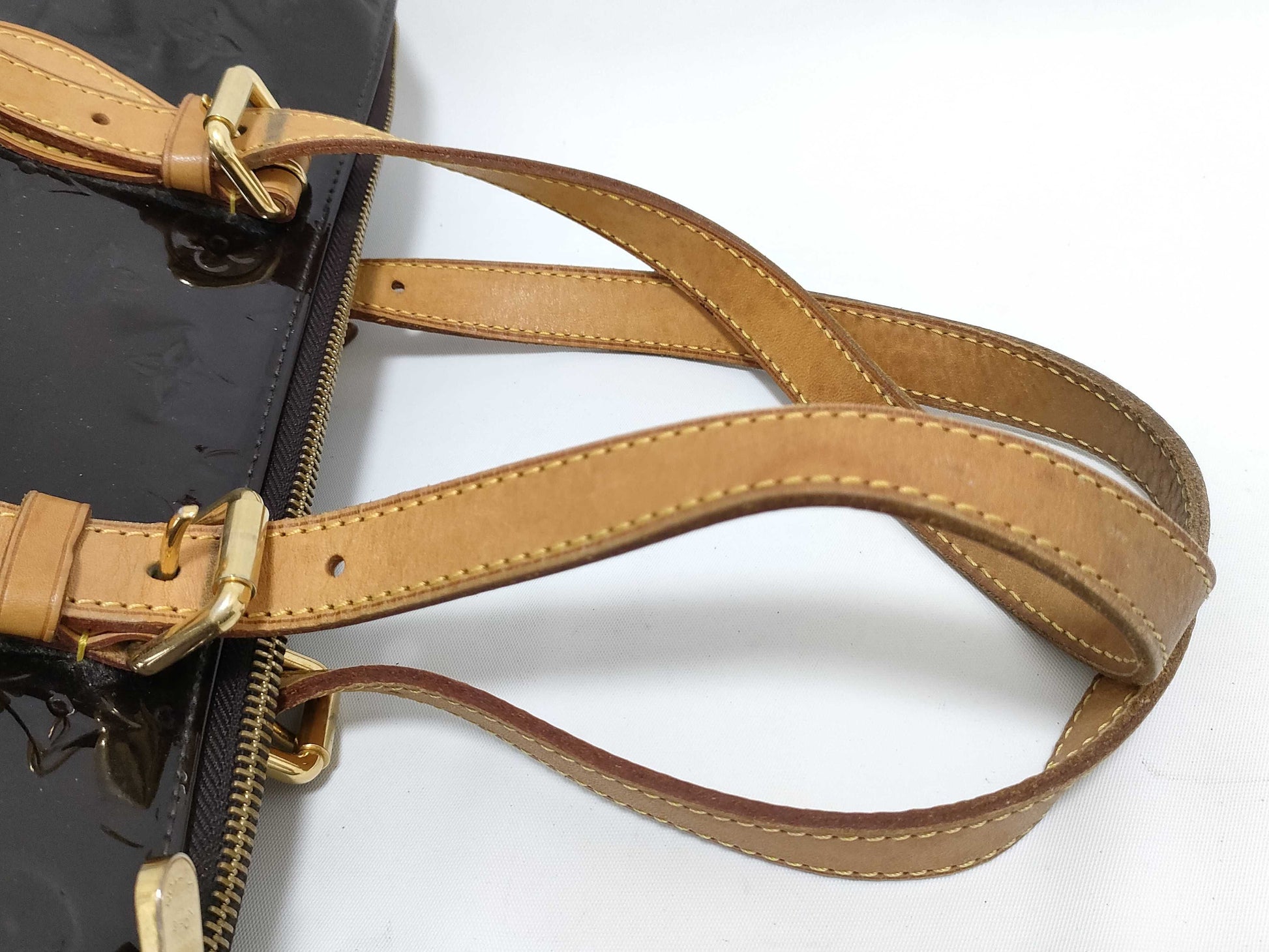 LOUIS VUITTON Monogram Rosewood Avenue M93510 Handbag