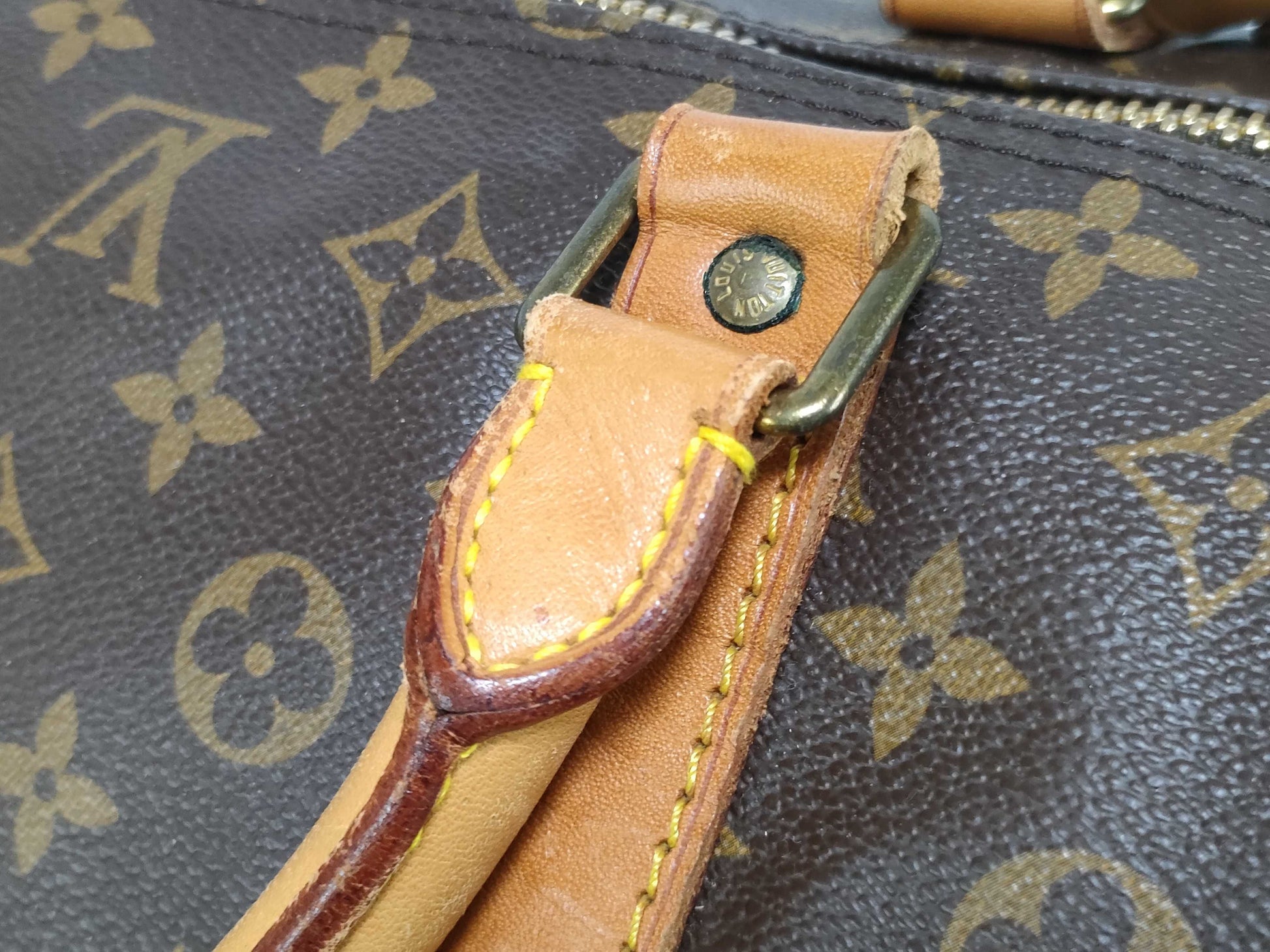 LOUIS VUITTON Monogram Louis Vuitton Monogram Keepall 60 Bandouliere VI1920 Boston Bag