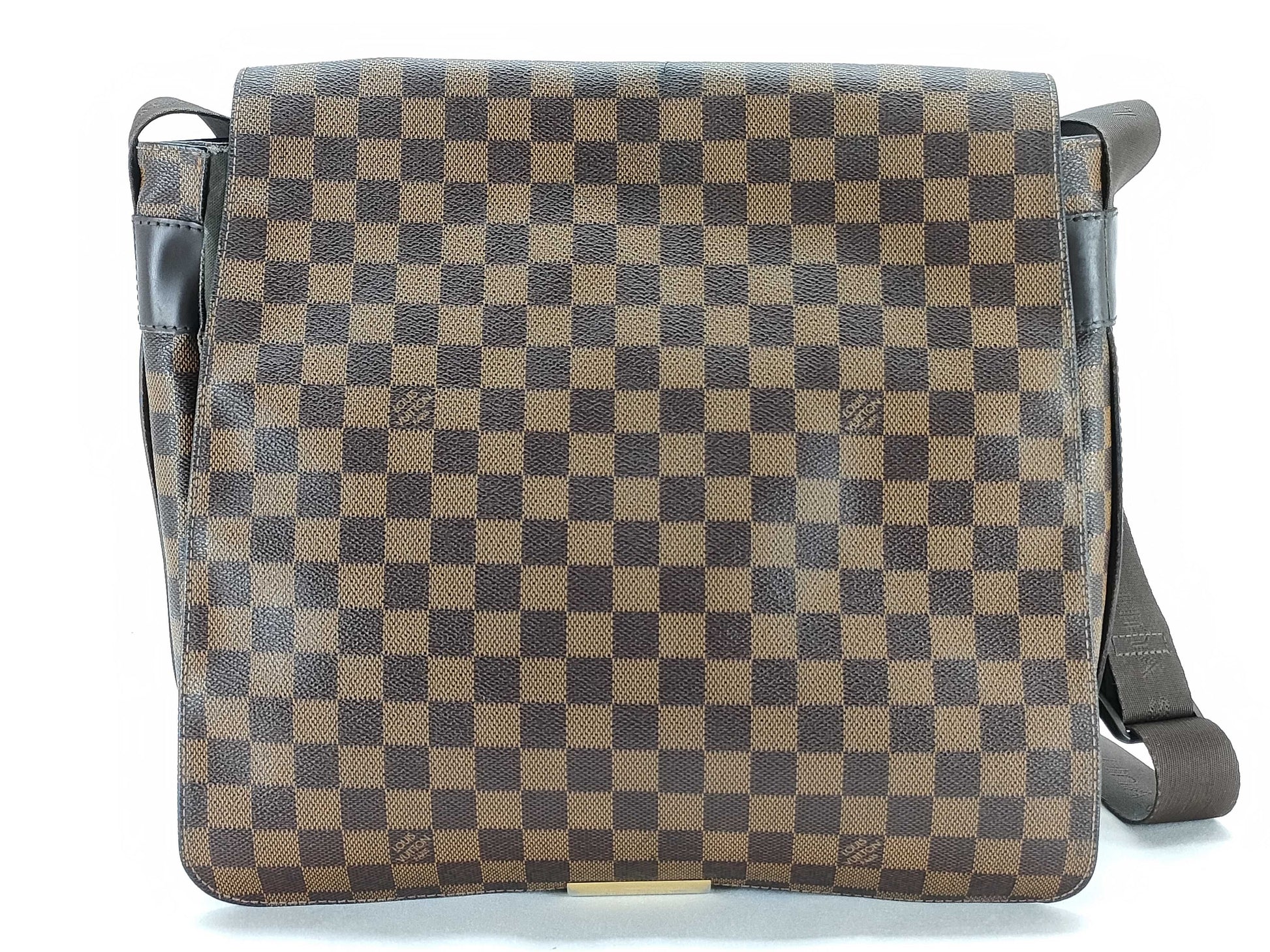 LOUIS VUITTON Damier Bastille Shoulder Bag