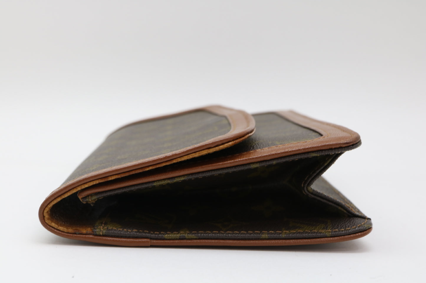 LOUIS VUITTON Monogram Pochette Dame Clutch Bag