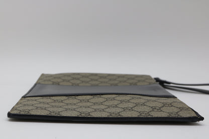 GUCCI GG Supreme GG Supreme Clutch Bag