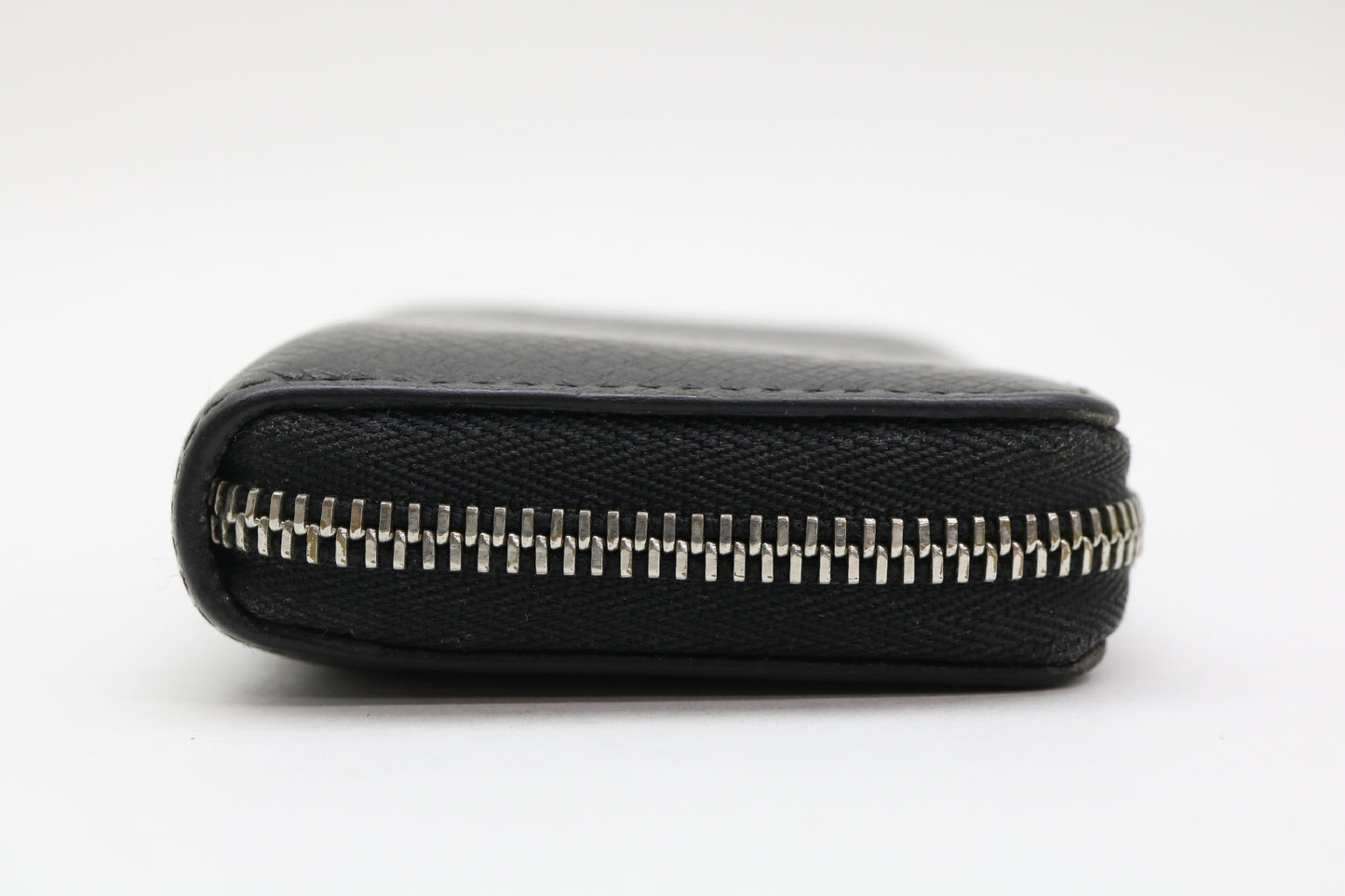 LOUIS VUITTON Taiga Taiga Coin Case