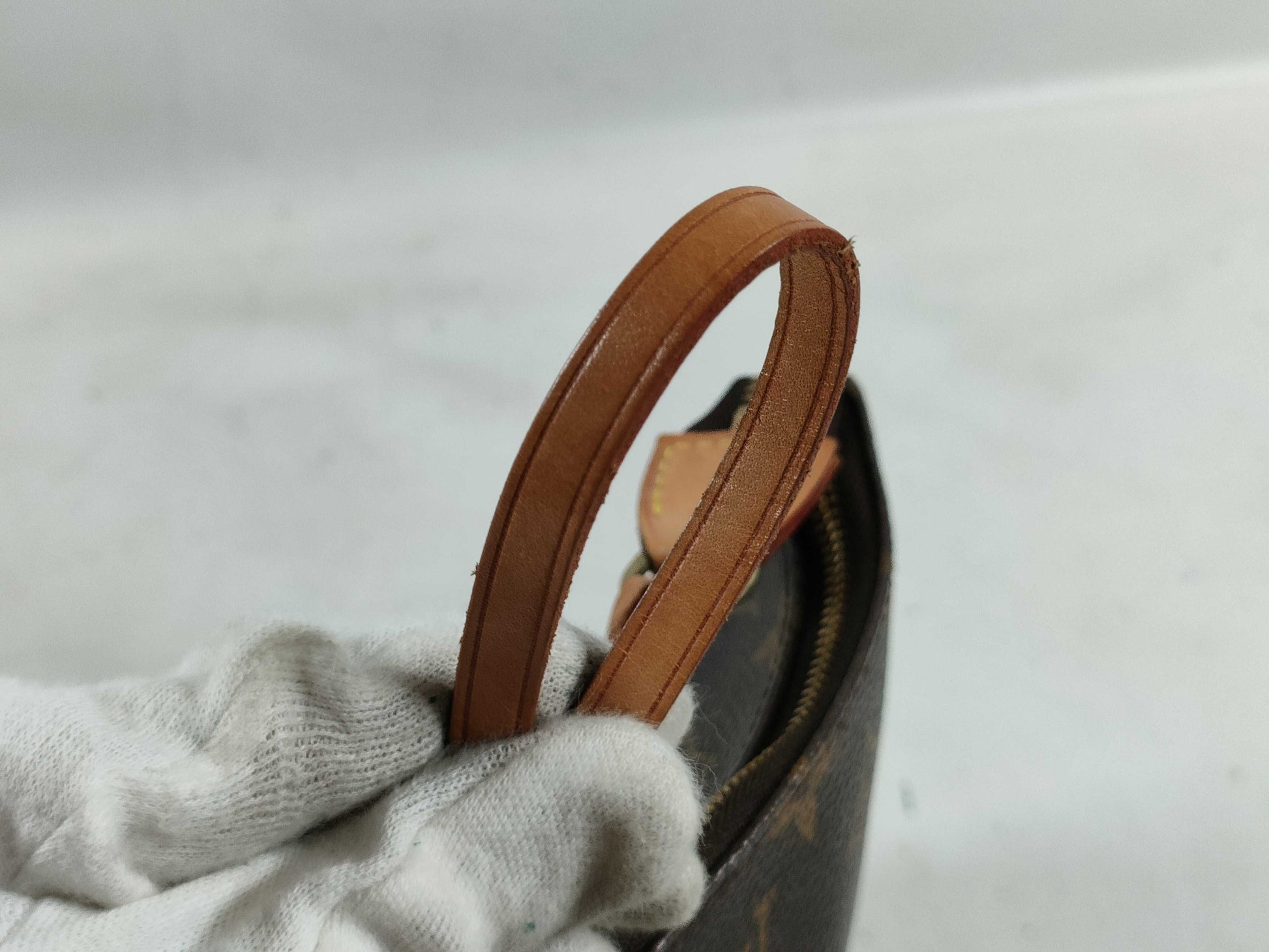 LOUIS VUITTON Monogram Accessoires M51980 Shoulder Bag