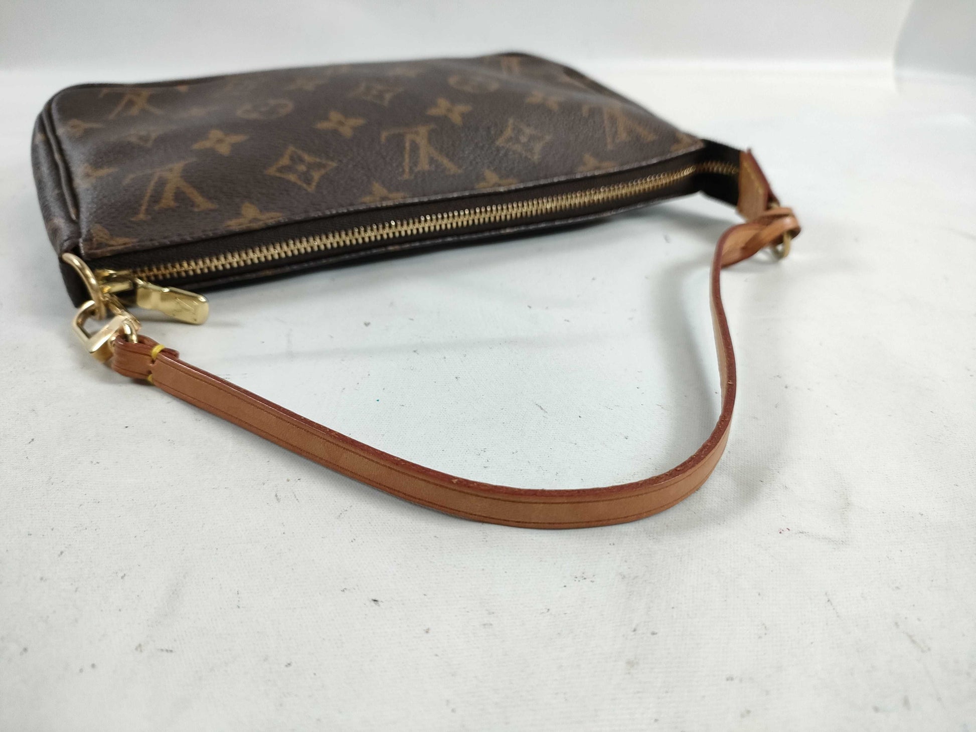 LOUIS VUITTON Monogram Accessoires M51980 Shoulder Bag