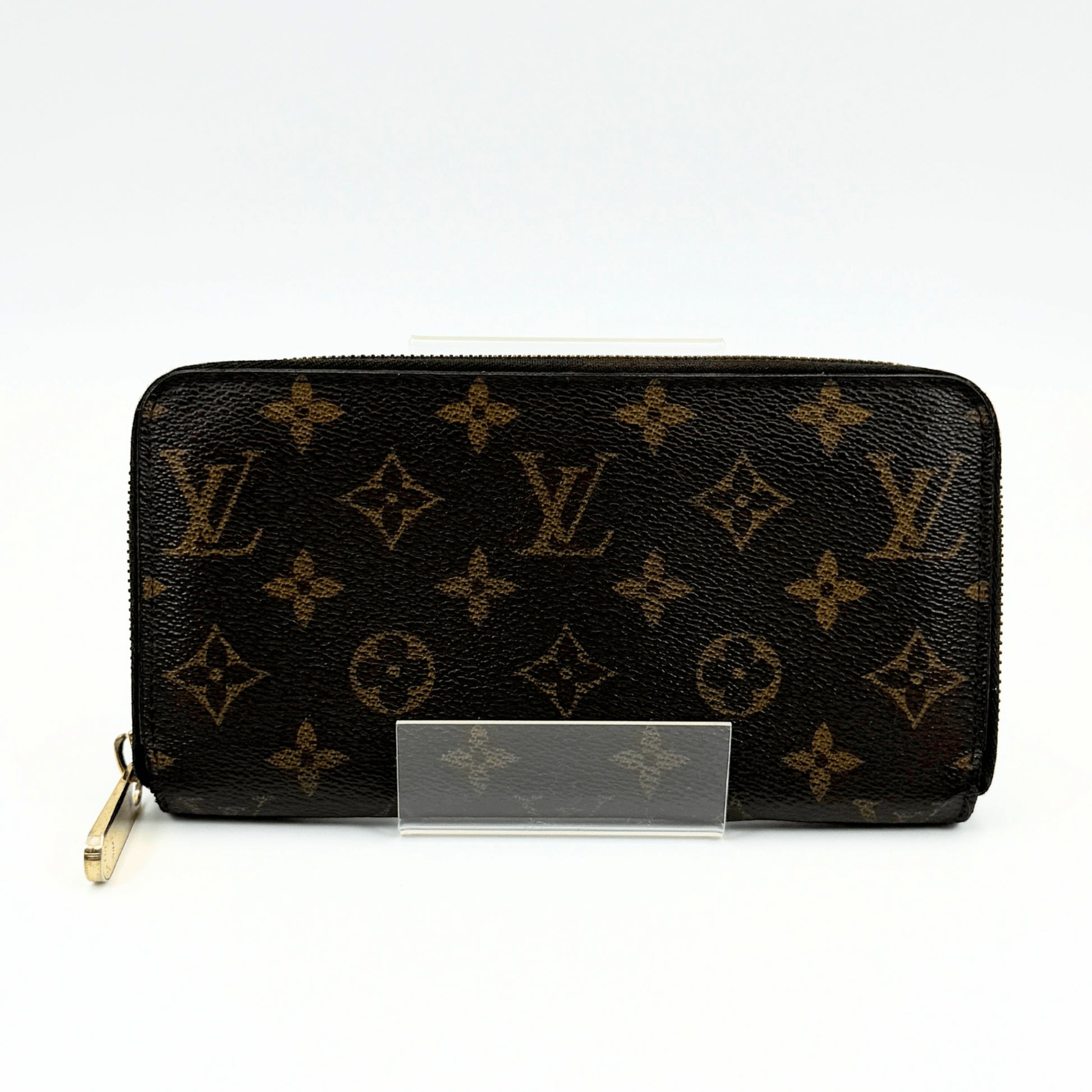 LOUIS VUITTON Monogram Zippy Wallet Round M42616 Wallet
