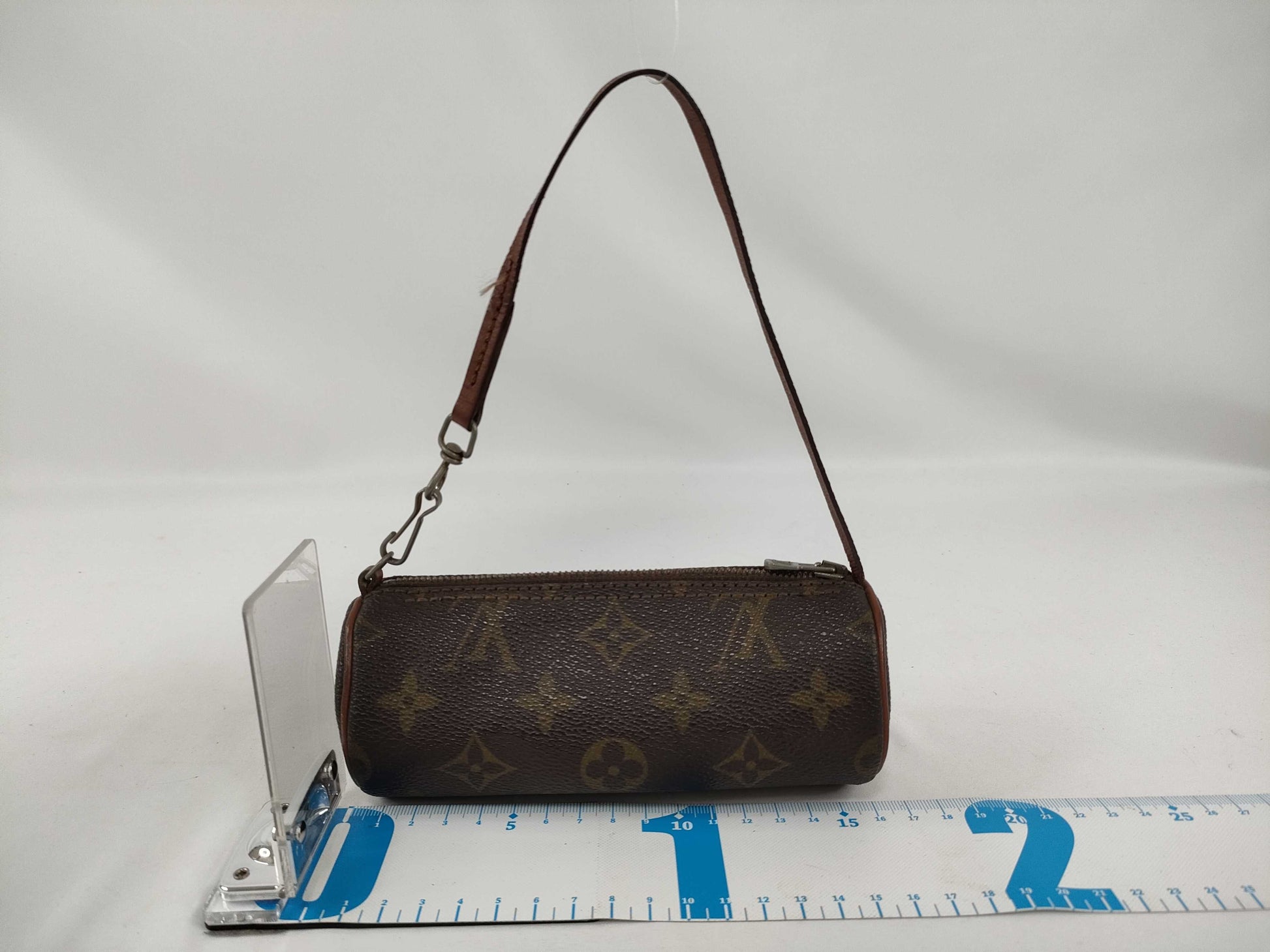 LOUIS VUITTON Monogram LV Monogram Papillon Pouch