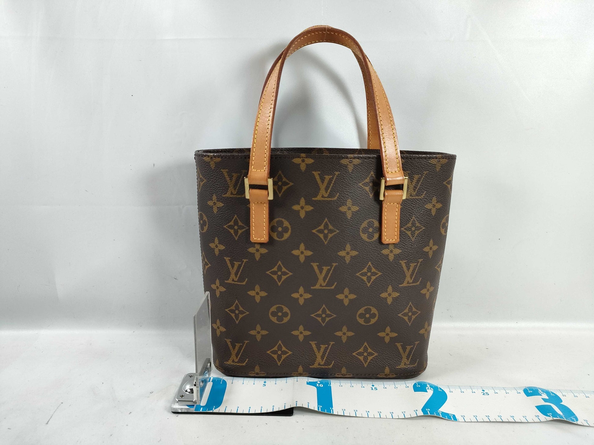 LOUIS VUITTON Monogram Louis Vuitton M51172 Monogram Vavin Handbag