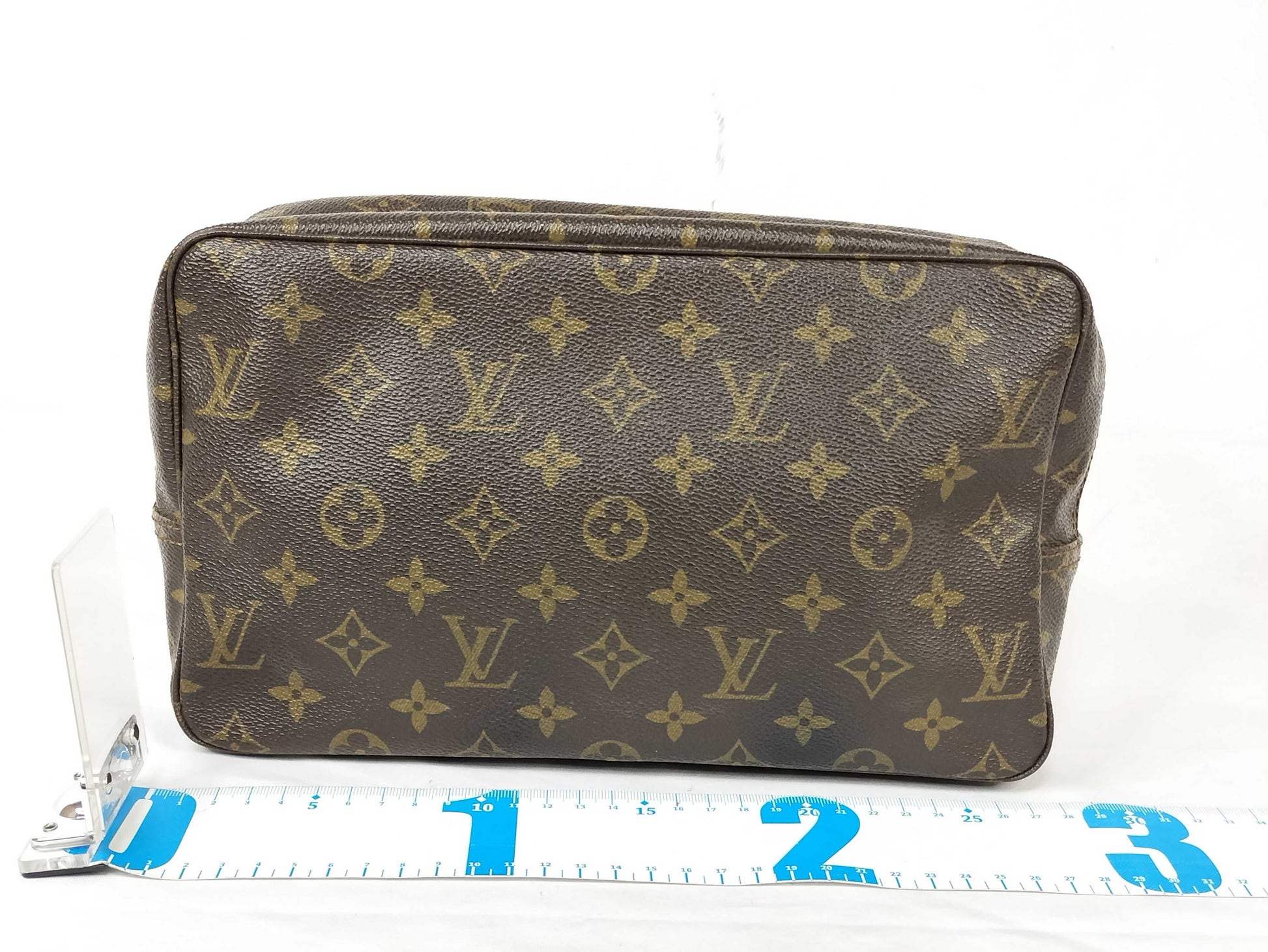 LOUIS VUITTON Monogram True Toilet 28 M47522 Clutch Bag