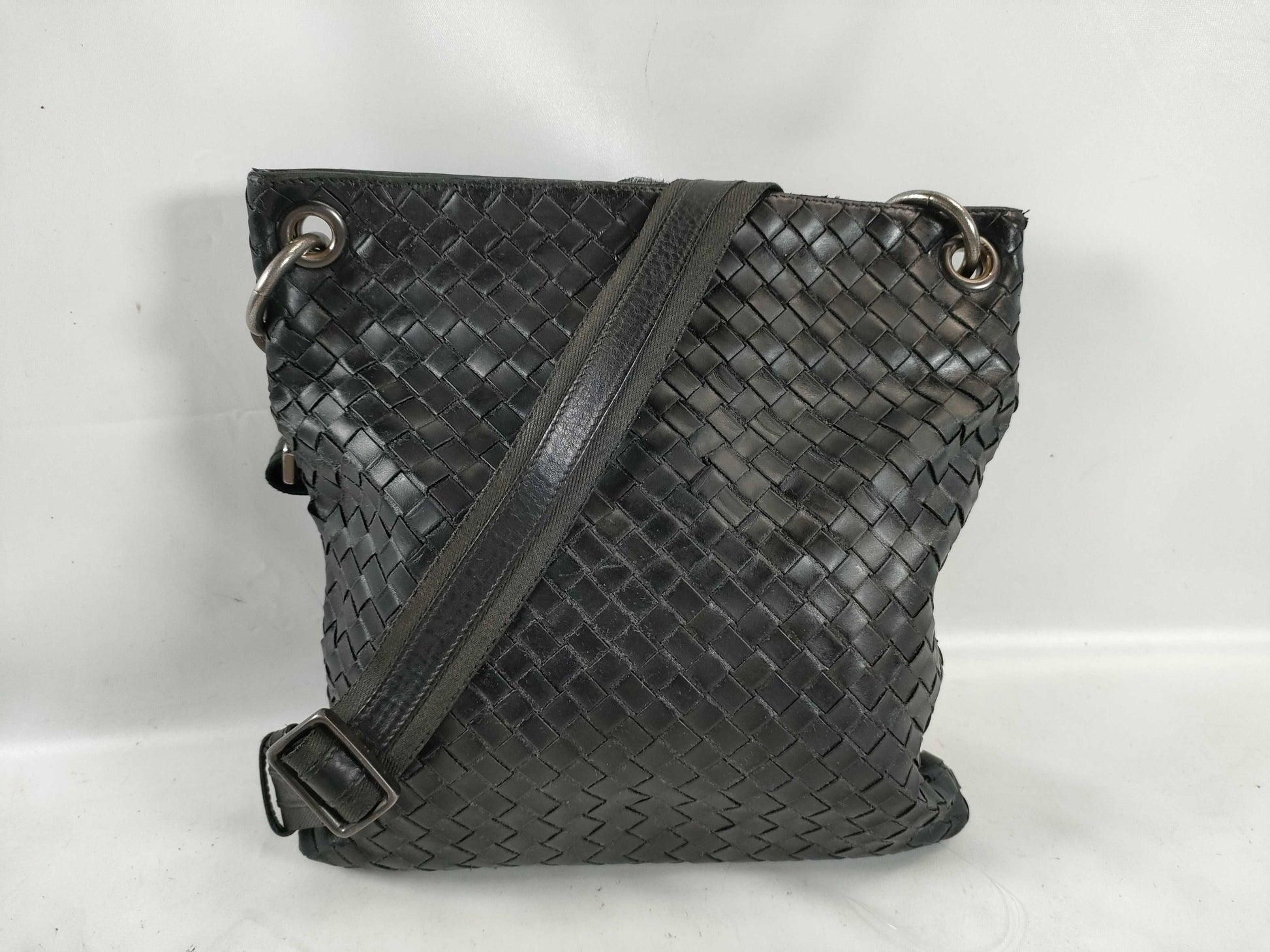 BOTTEGA VENETA Intrecciato Sacoche Black Shoulder Bag