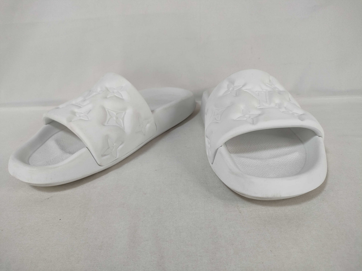 LOUIS VUITTON Monogram Waterfront Rubber Sandals