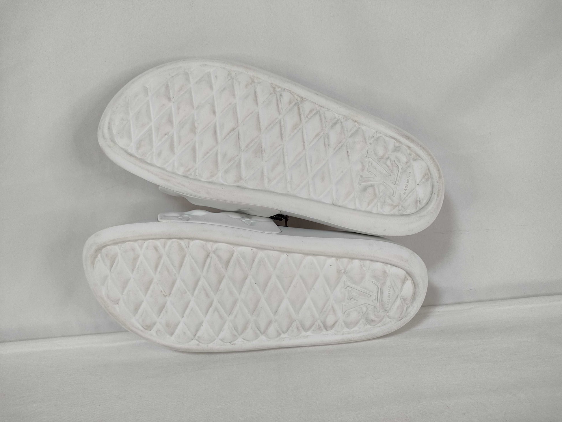 LOUIS VUITTON Monogram Waterfront Rubber Sandals