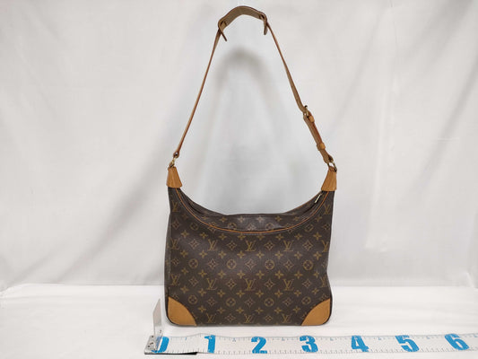LOUIS VUITTON Monogram Shoulder Bag
