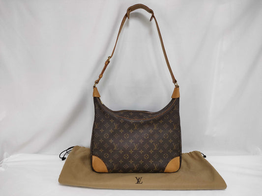 LOUIS VUITTON Monogram Shoulder Bag