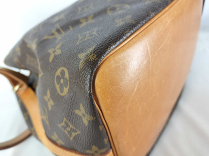 LOUIS VUITTON Monogram Louis Vuitton Drawstring Shoulder Bag Petit Noe M42226 Monogram AR0050 Shoulder Bag