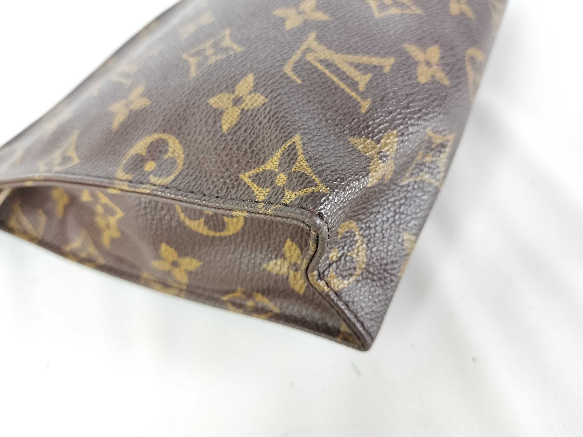 LOUIS VUITTON Monogram Louis Vuitton Pouch/Poche Toilette 26/M47542/Monogram/Unknown Engraving Second Bag