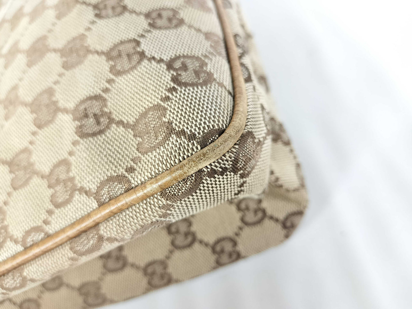 GUCCI GG Canvas One-Shoulder Bag / 106495 / Wood Handle / GG Canvas / Beige Shoulder Bag