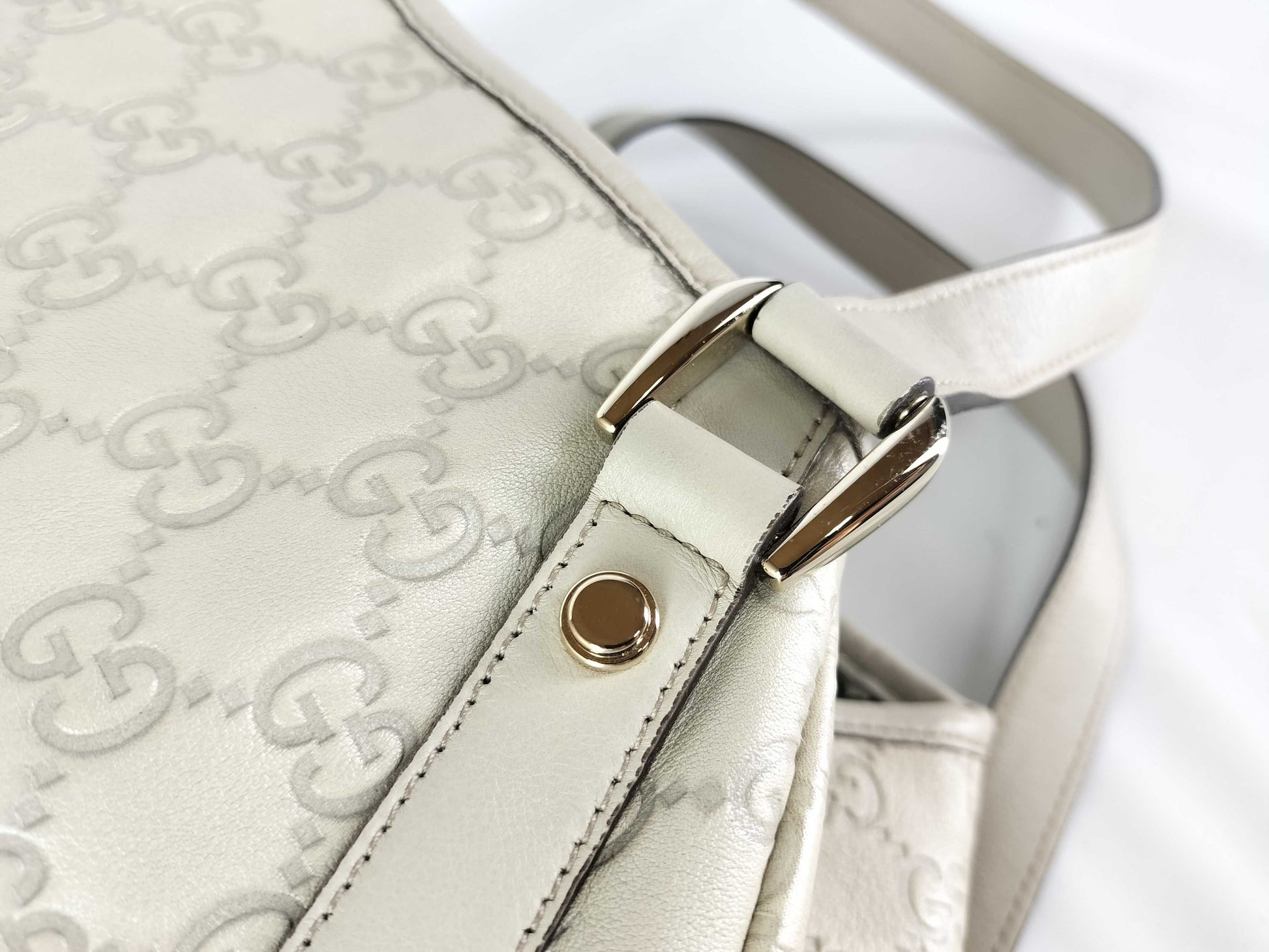 GUCCI Guccissima Gucci/Tote Bag/130736/Abby/Shimmer Leather/Ivory Tote Bag