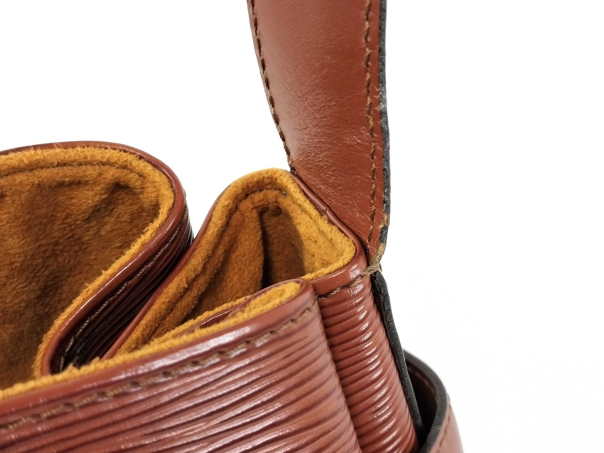 LOUIS VUITTON Epi Leather Sac de Paul PM Shoulder Bag 