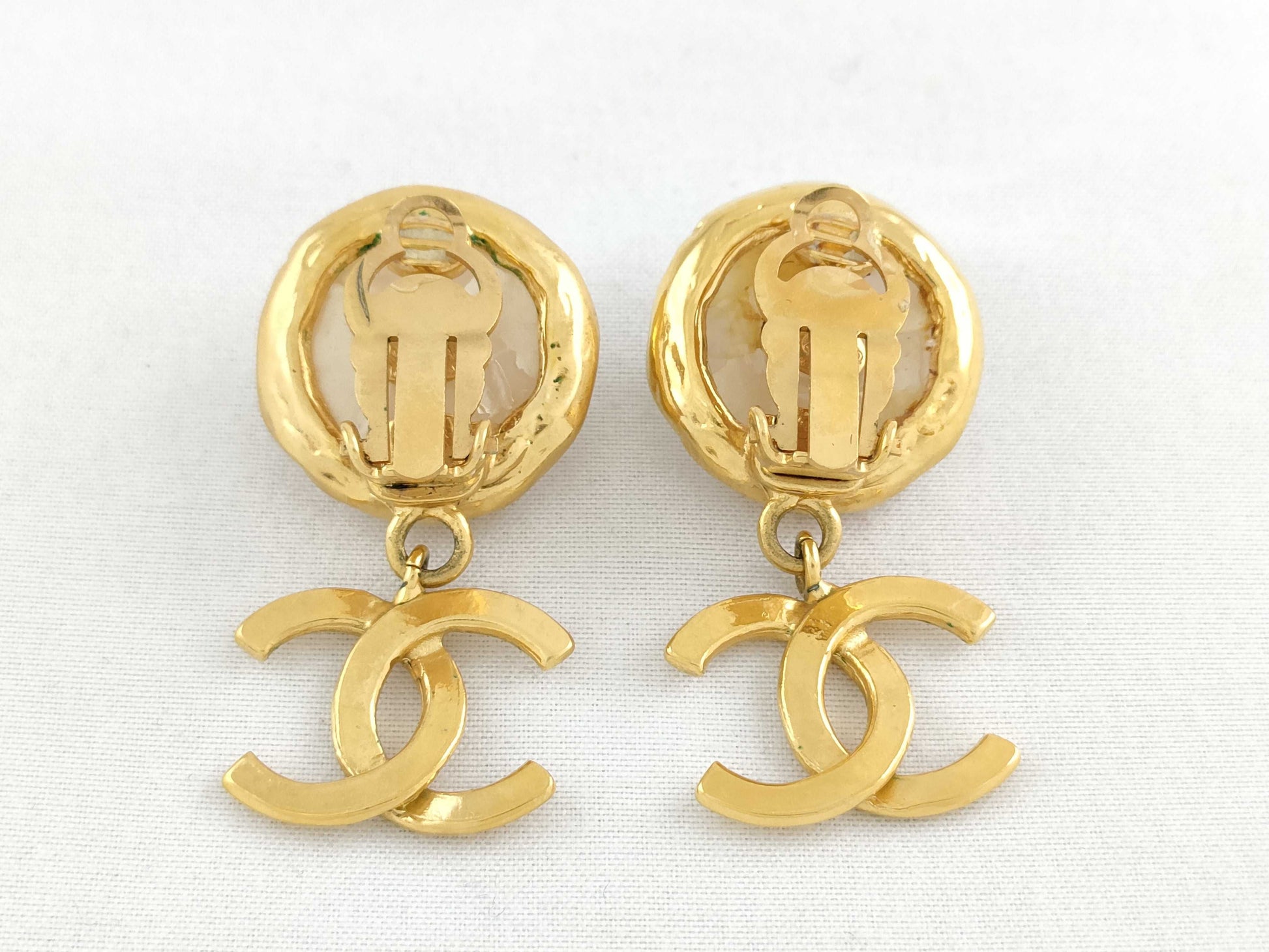 CHANEL Coco Mark 95A Faux Pearl Gold GP Earrings Accessories Earrings