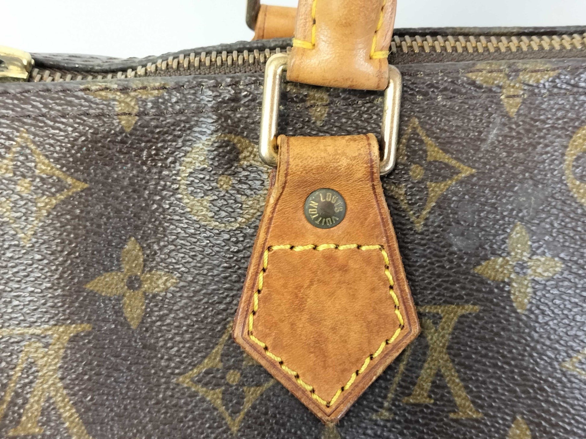 LOUIS VUITTON Monogram Louis Vuitton M41526 Monogram Speedy 30 Handbag