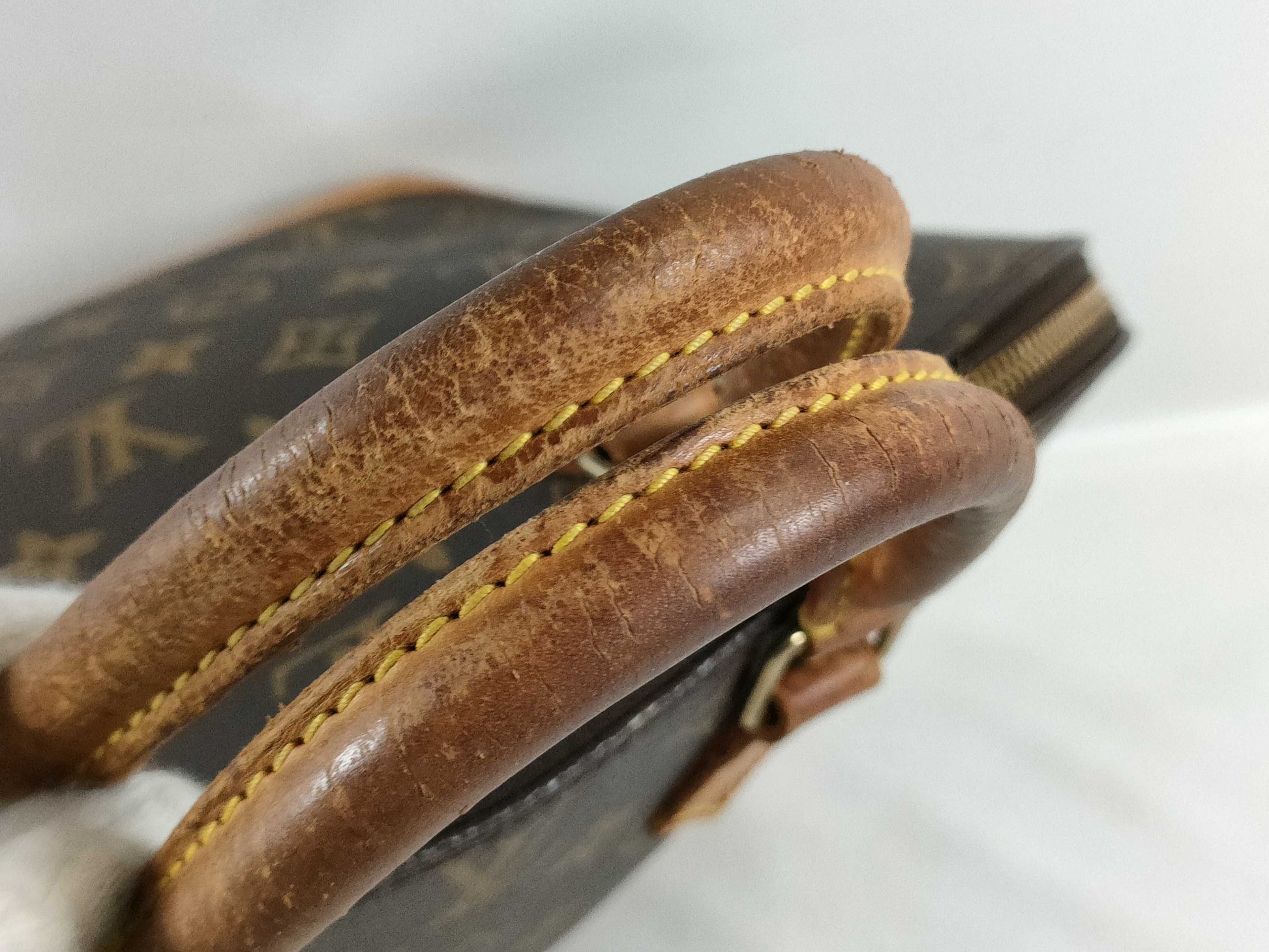 LOUIS VUITTON Monogram LV Alma PM M51130 Handbag