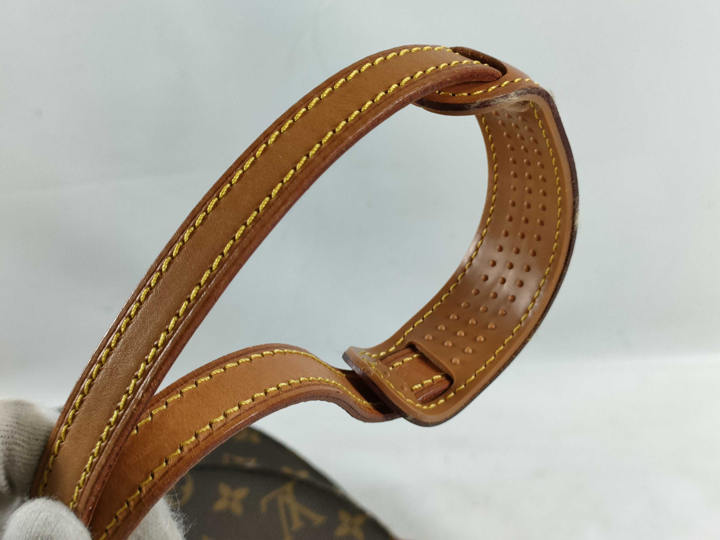 LOUIS VUITTON Monogram LV Chantilly MM M51233 Shoulder Bag