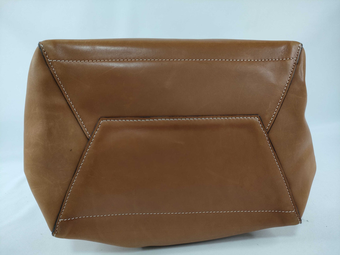 CELINE Sangle Medium Phoebe Shoulder Bag