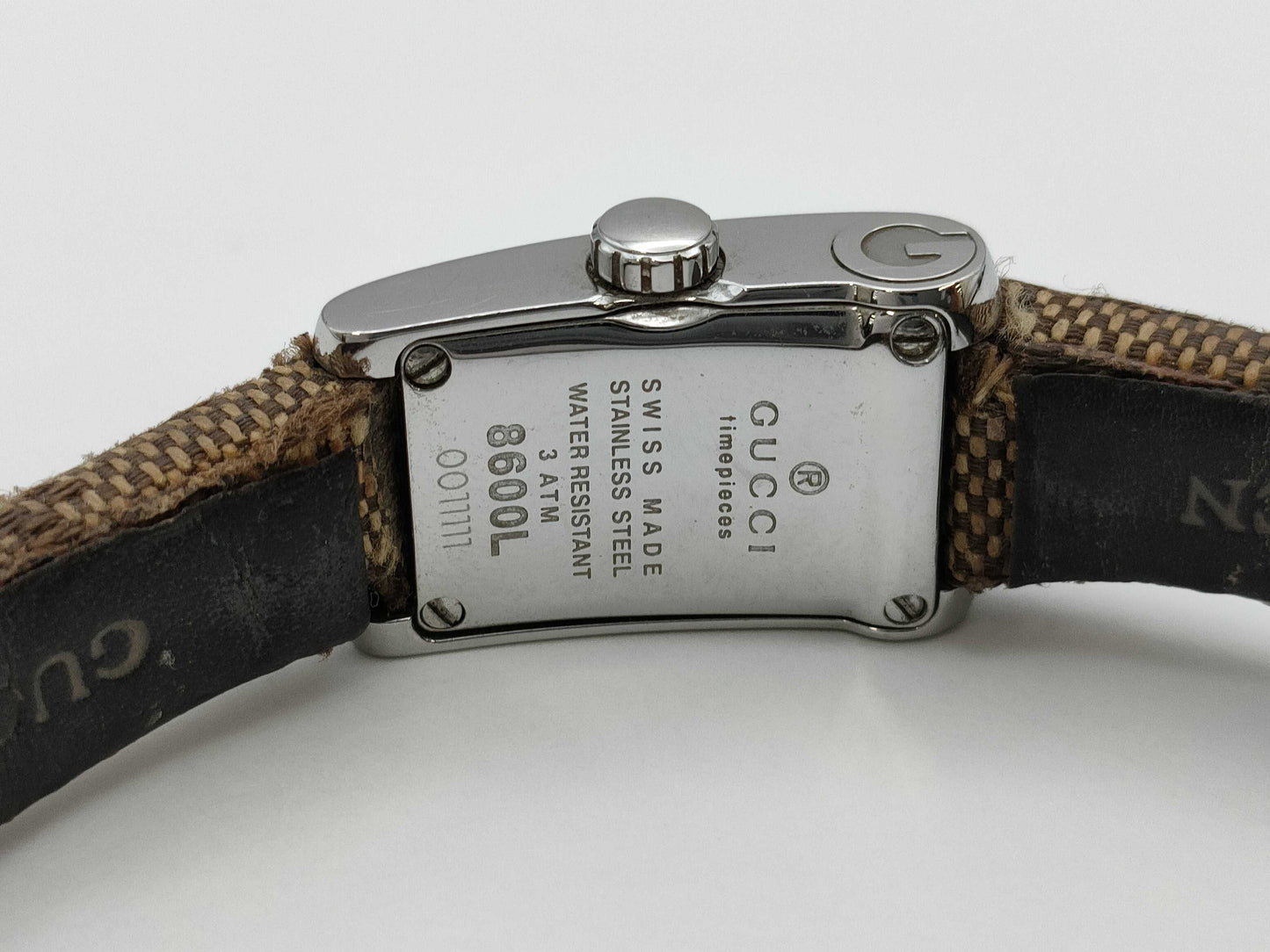 GUCCI 8600L Z6354 0011111 Quartz Women's Watch