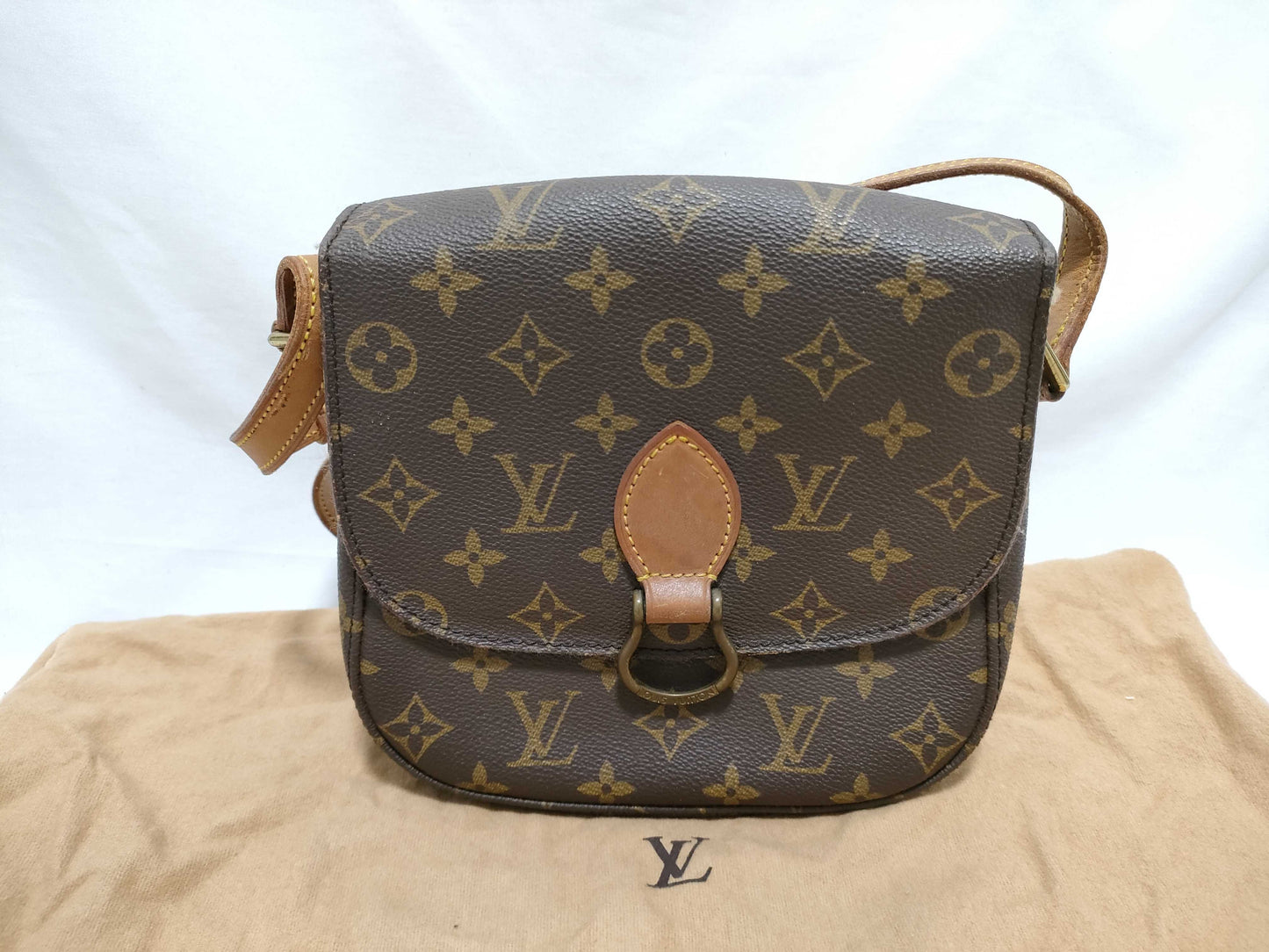 LOUIS VUITTON Monogram Saint-Cloud Shoulder Bag Z6390 Shoulder Bag