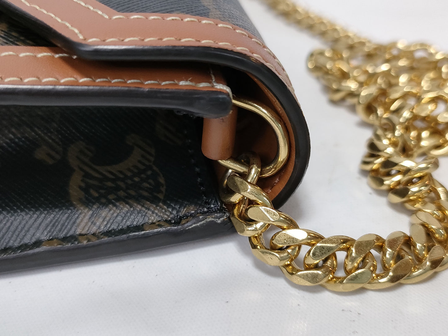 CELINE Triomphe Margot Chain Shoulder Bag with Box