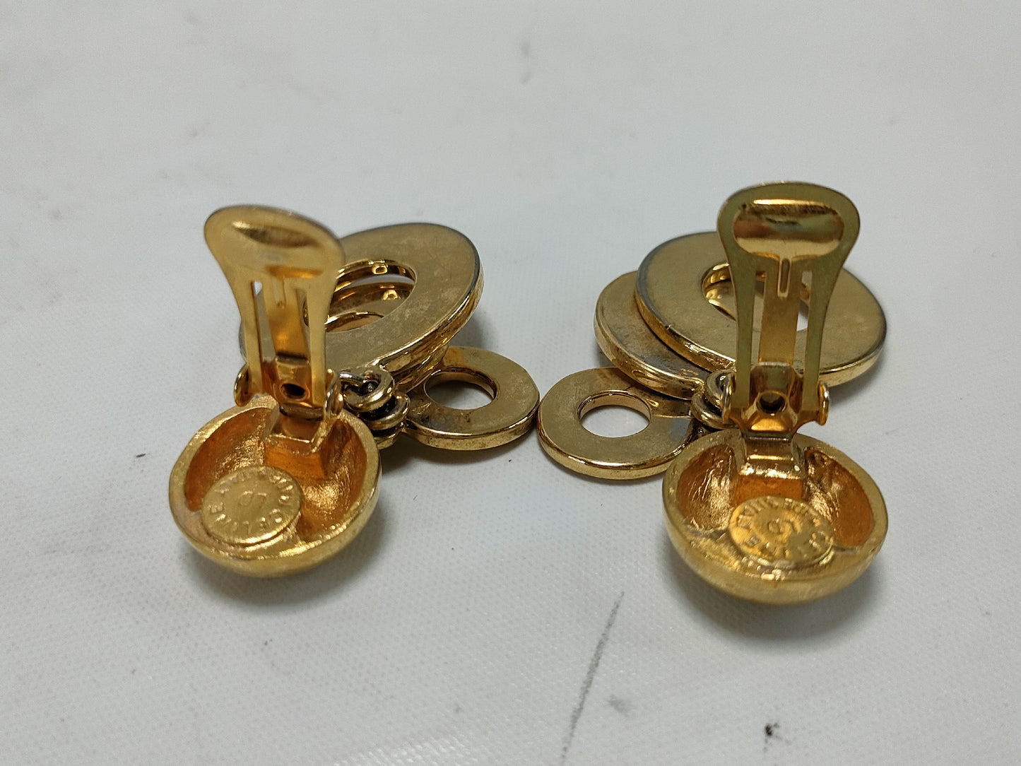 CELINE Circle Earrings