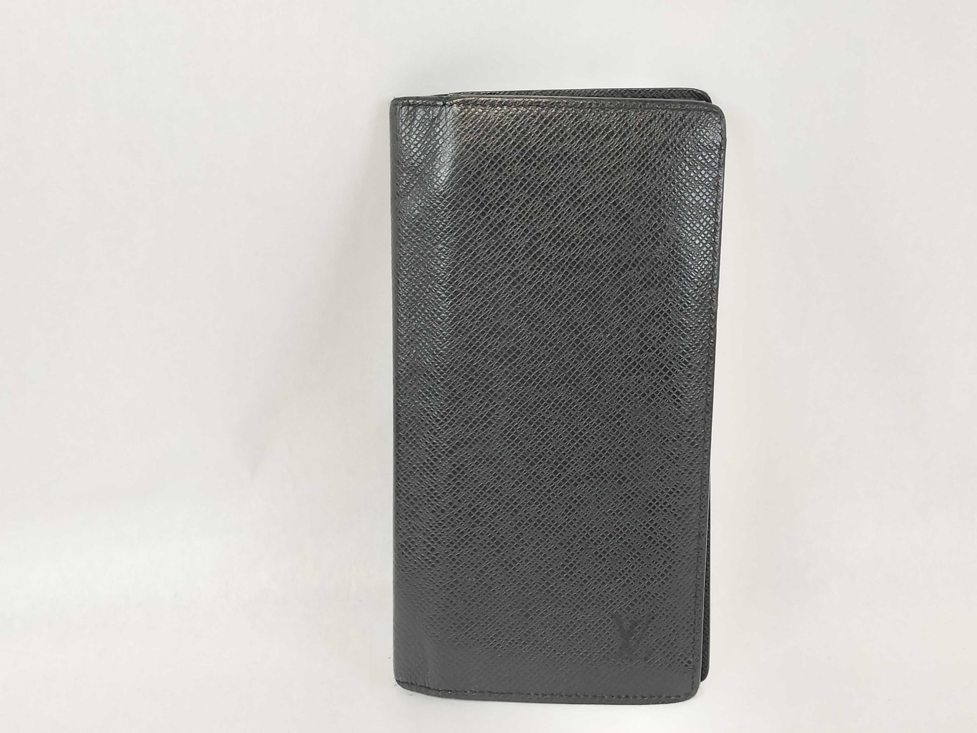 LOUIS VUITTON Taiga Portefeuille Brazza M32572 MB0139 Wallet