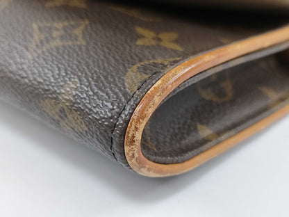 LOUIS VUITTON Monogram LV Shoulder Bag