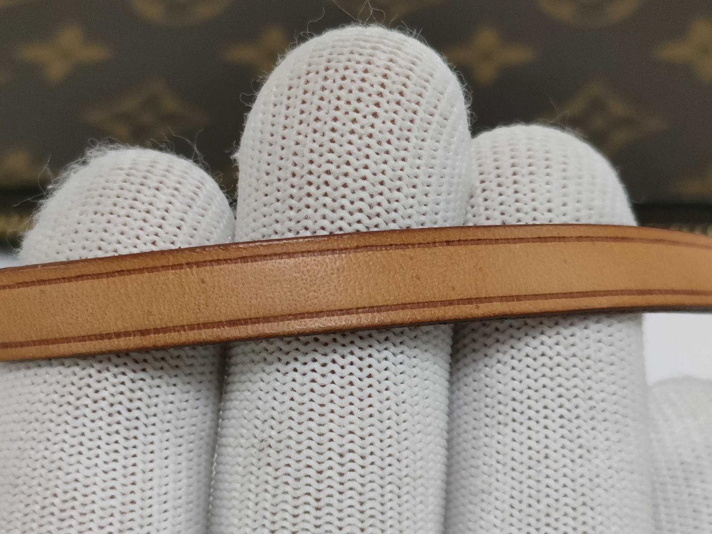 LOUIS VUITTON Monogram Pochette Accessoires M51980 Pouch