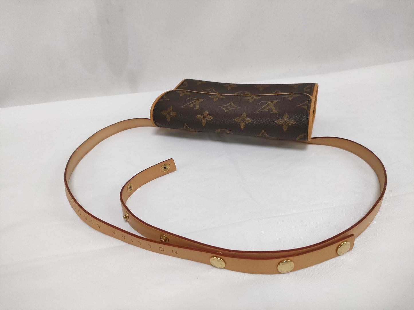 LOUIS VUITTON Monogram Pochette Florentine M51855 Waist Bag