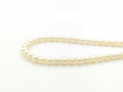 TASAKI Pearl Necklace, approx. 6.0-6.3mm diameter, 14K gold, 20.9g 