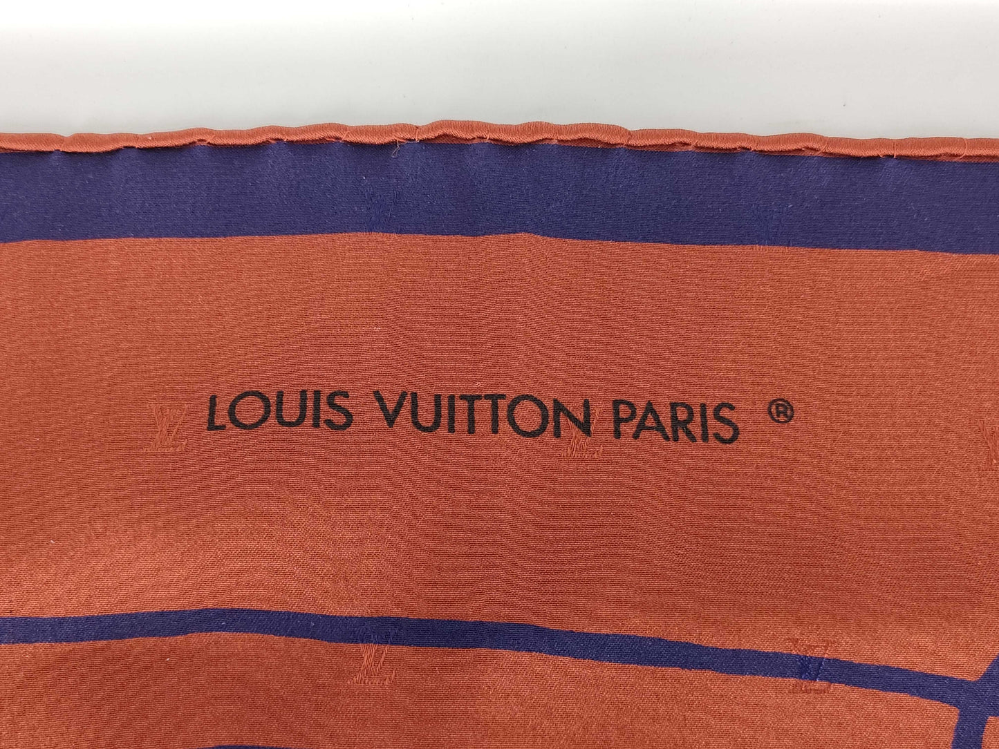 LOUIS VUITTON LV Lavaliere Chemin Fusan by André Putman Scarf, Model Number Unknown