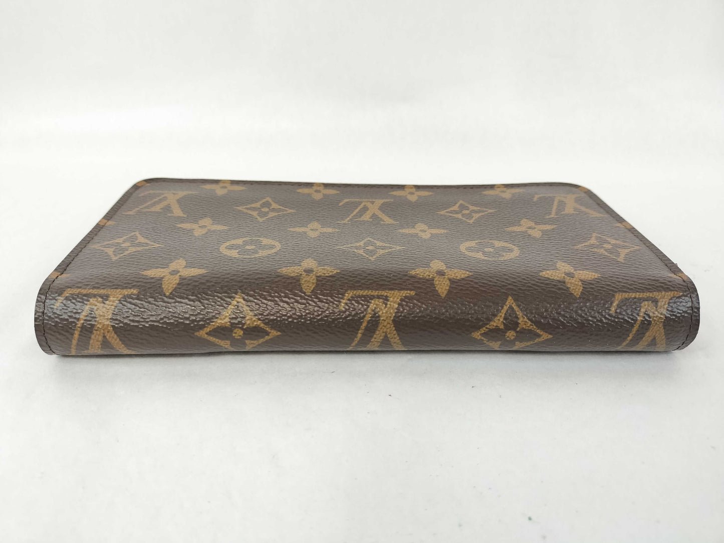 LOUIS VUITTON Monogram Louis Vuitton Monogram Round Zip Wallet