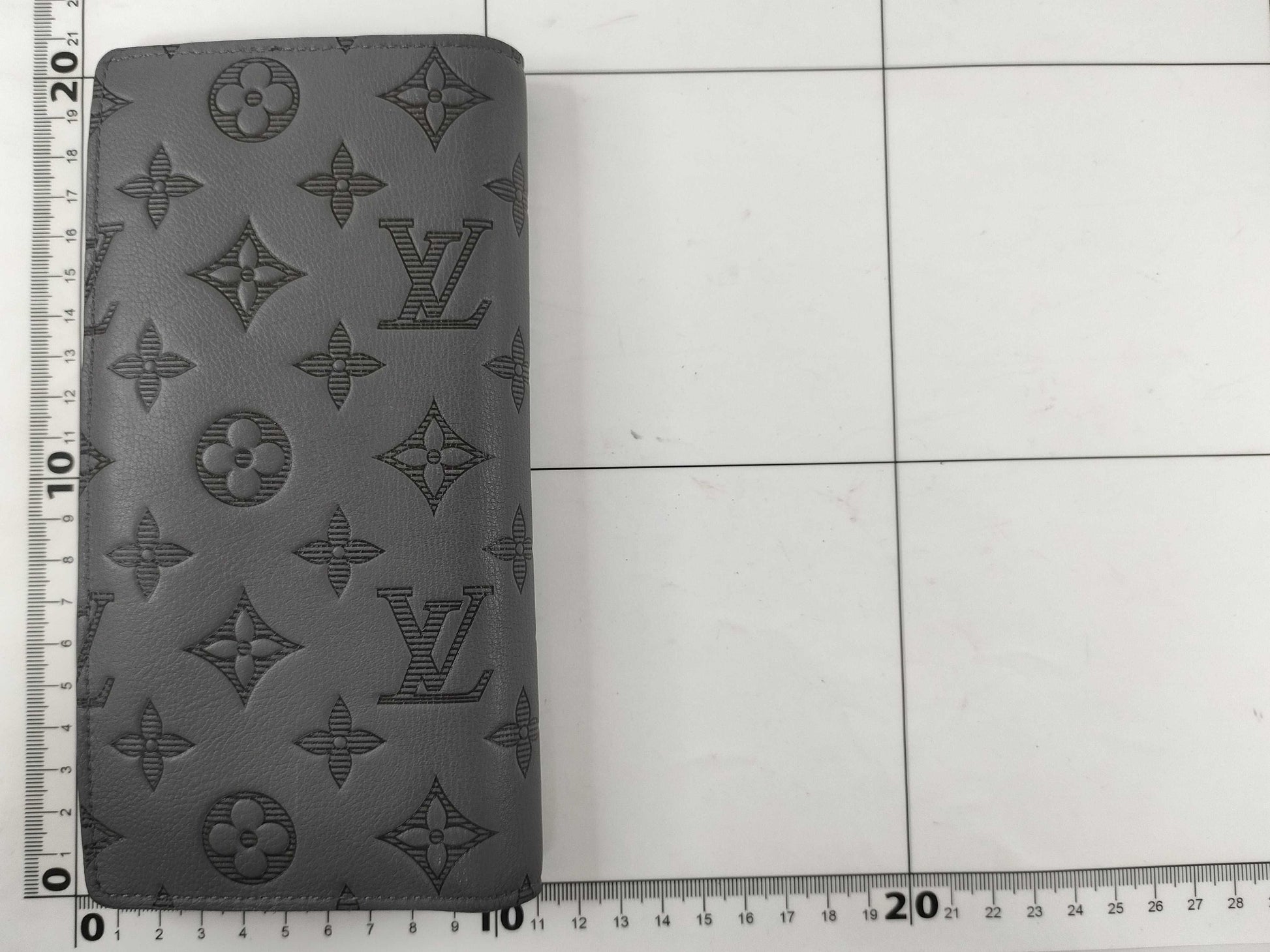 LOUIS VUITTON LV Monogram Portefeuille Brazza M81335 RFID-enabled Wallet