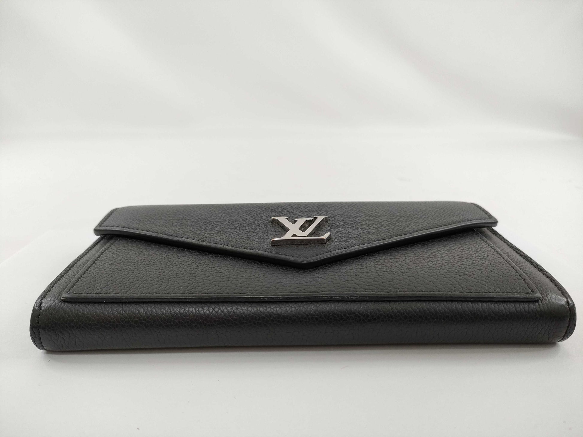 LOUIS VUITTON Monogram Portefeuille My Lock Me TA0261 Wallet