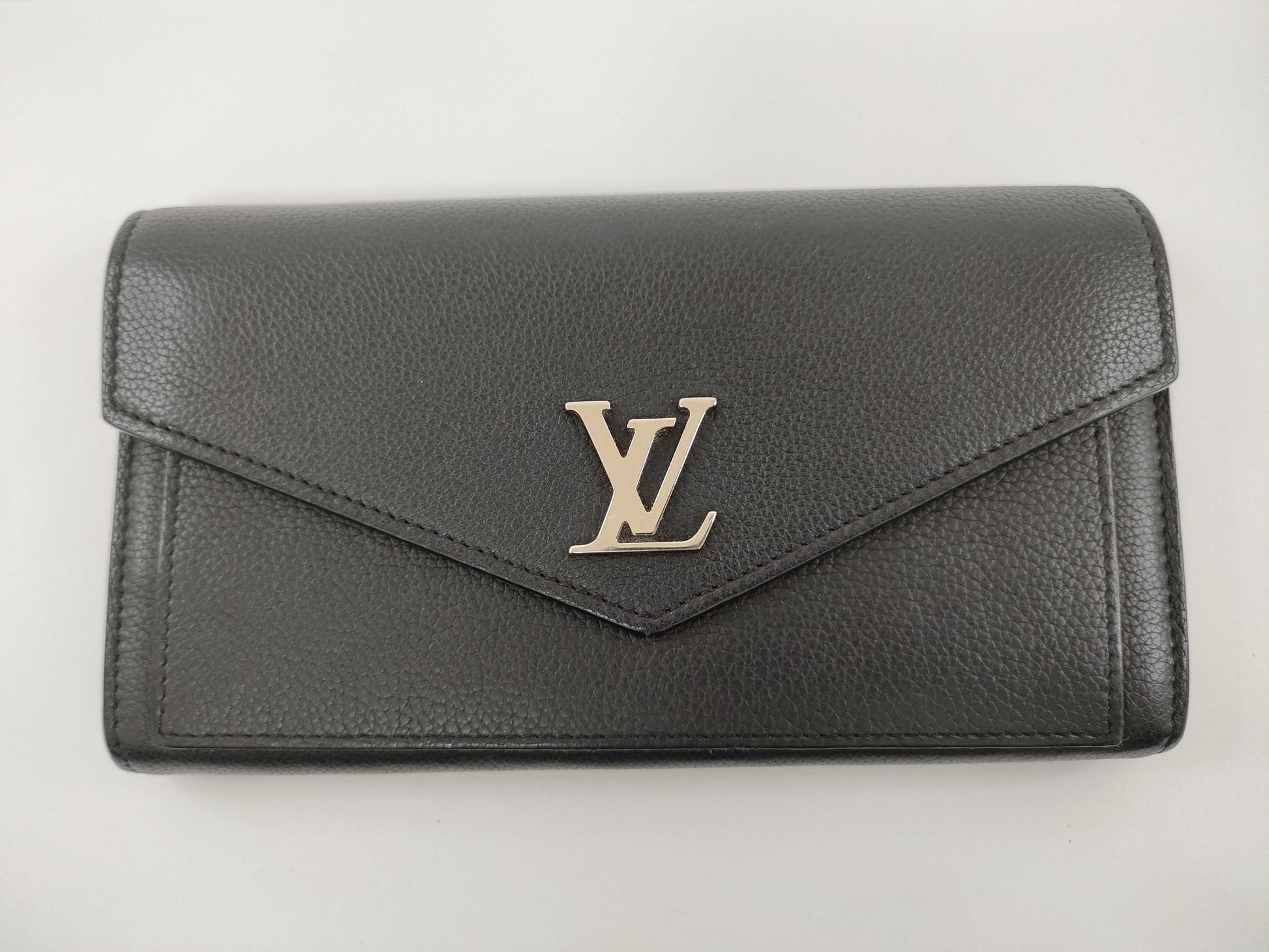 LOUIS VUITTON Monogram Portefeuille My Lock Me TA0261 Wallet