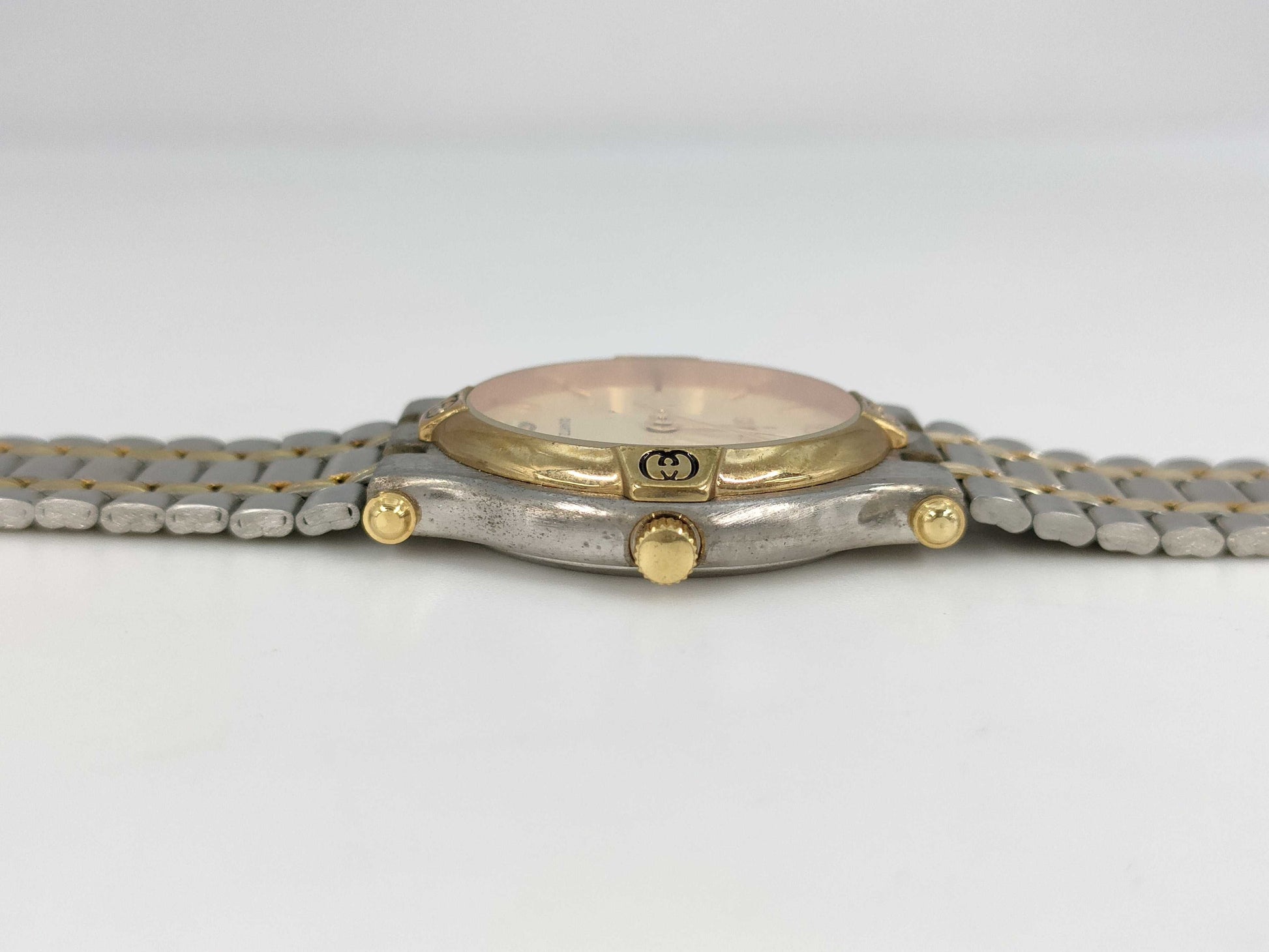 GUCCI 9000L Quartz Gold Dial Women's Watch