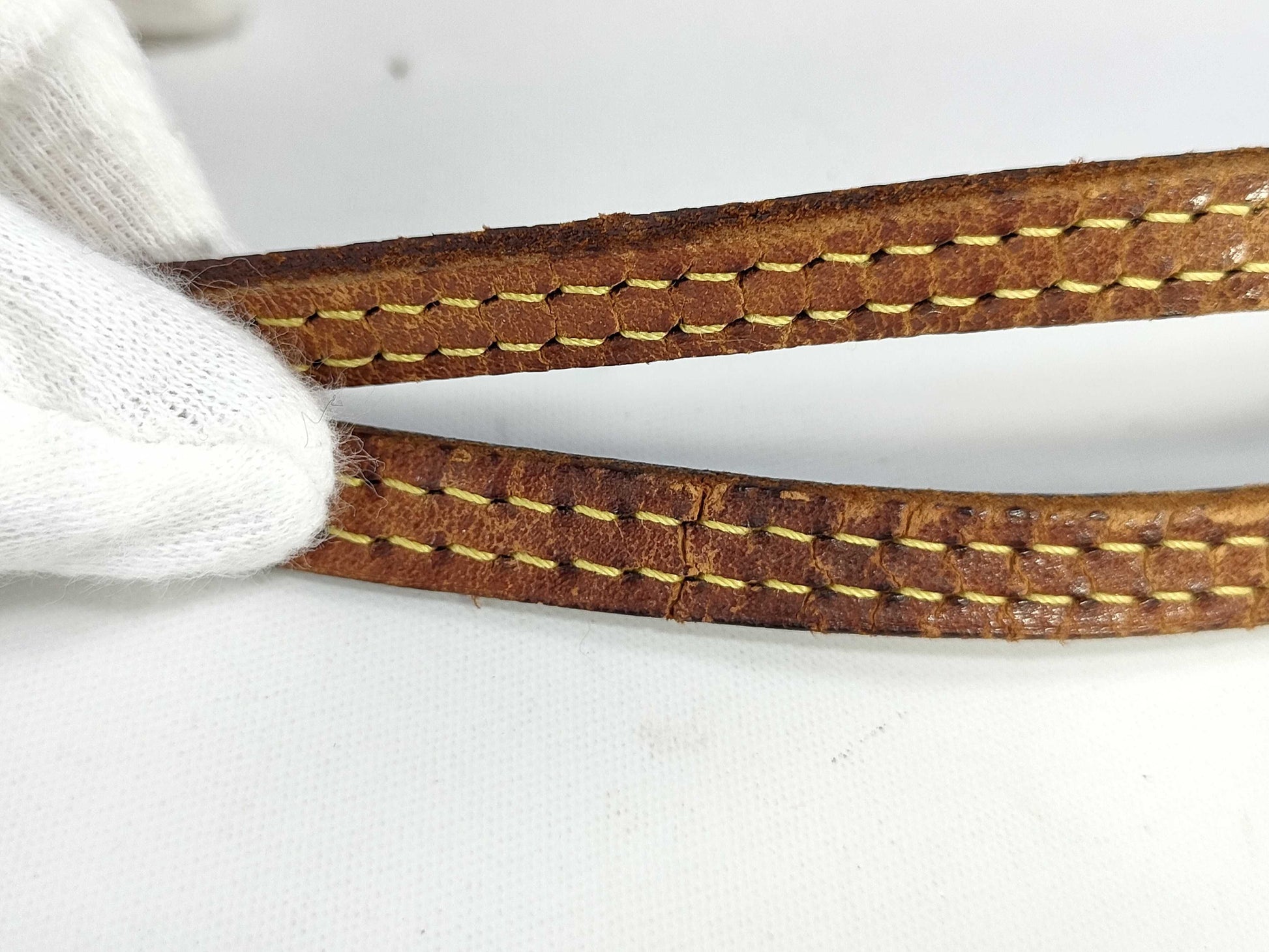 LOUIS VUITTON Monogram Louis Vuitton Monogram Neverfull MM Tote Bag