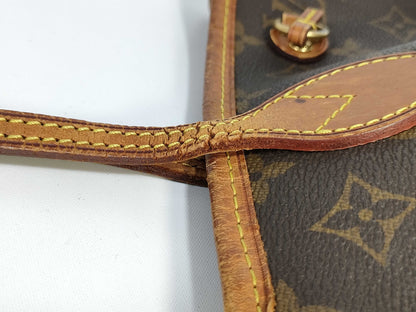 LOUIS VUITTON Monogram Louis Vuitton Monogram Neverfull MM Tote Bag