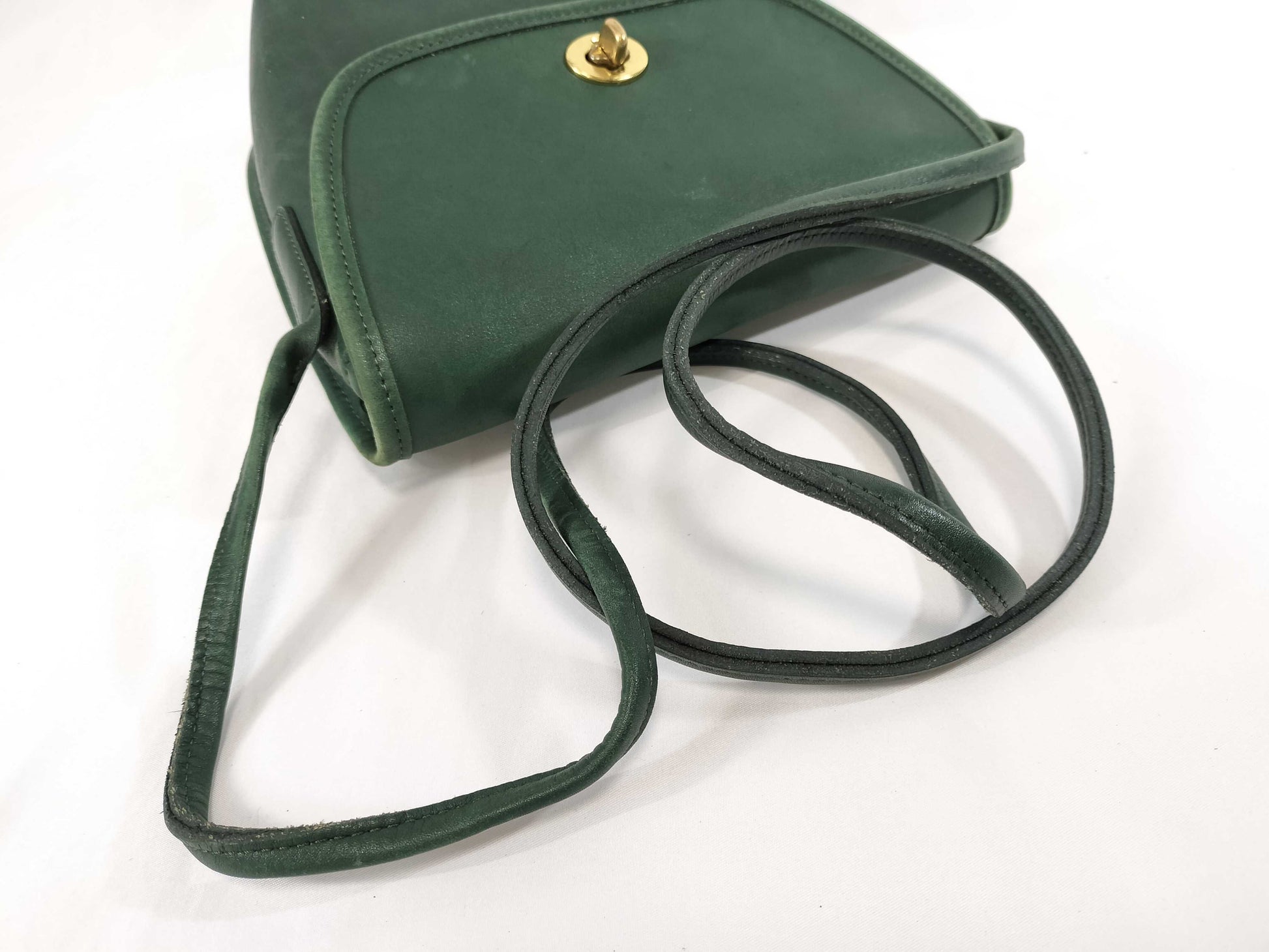 COACH Old Coach Shoulder Bag Green Turn Lock 0585 305 Shoulder Bag