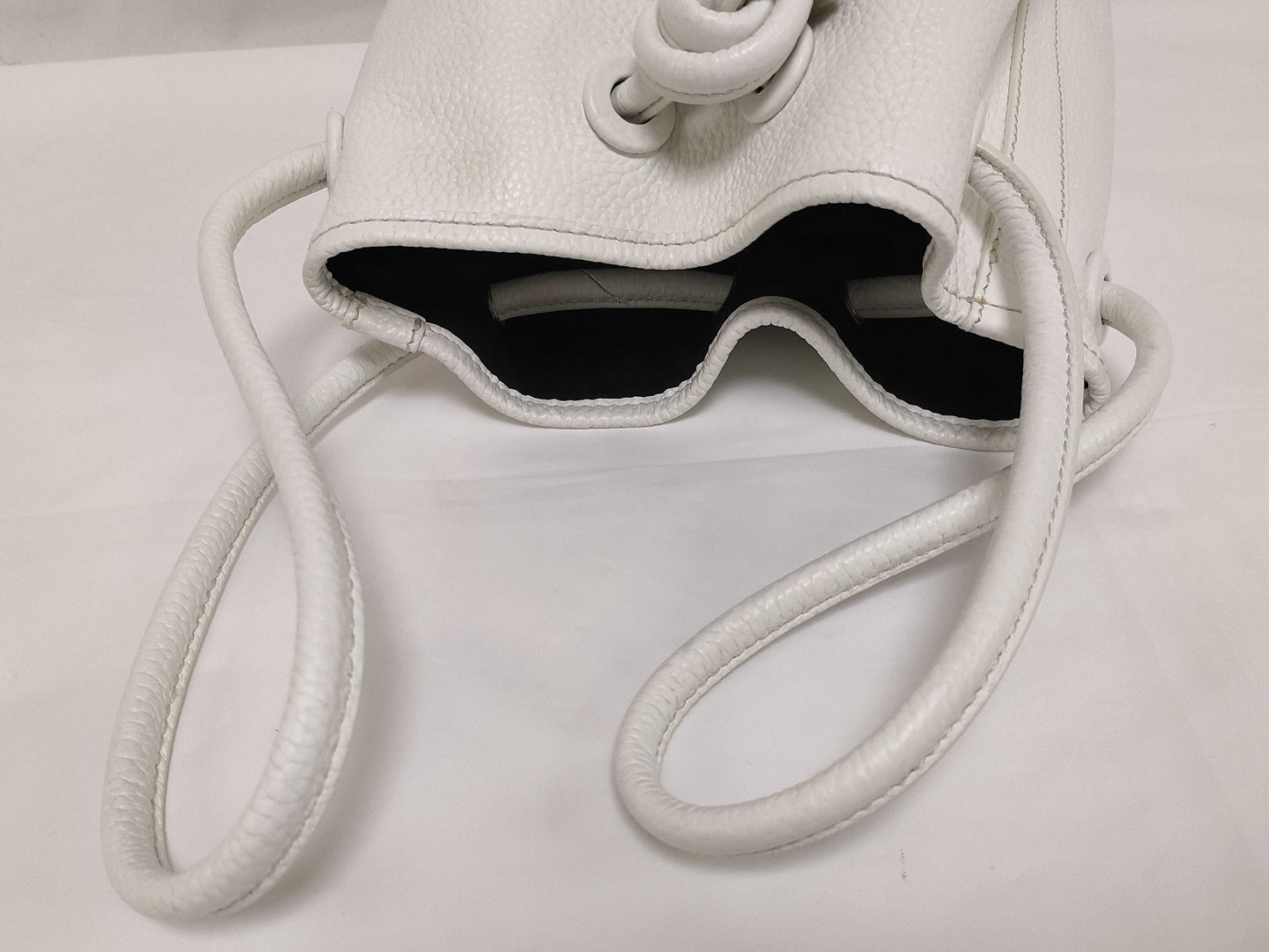 VASIC BOND MINI Drawstring Shoulder Bag